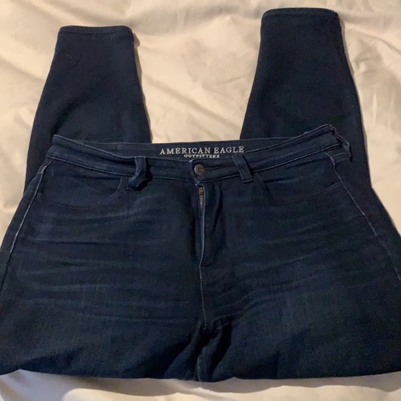 American Eagle Skinny Jeans - Picture 2 of 3